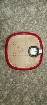 Retro červená osobní váha