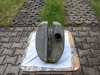 Jawa Pionýr nádrž