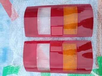 Kryty světel Favorit Pickup