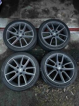 Alu sada 225/40 R18 pilot sport 5 (letní), Škoda Gemini