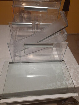 Elektrolux -  nahradní šuplíky a police