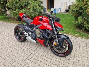 DUCATI STREETFIGHTER V4