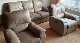 Prodám koženou sedací soupravu včetně křesel,polohovací