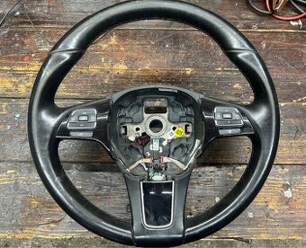 multifunkční volant VW Touareg