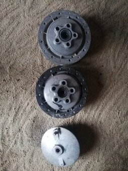 Skútr MANET A TATRAN, brzdové bubny a brzdový štít