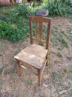 Starodávná holičská židle