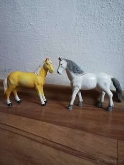 Klisna a hřebec - 2 x figurka koně - Palomino + Andalusian