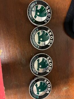 Škoda středy kol 57mm originál