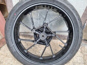 Predni kolo yamaha mt 09