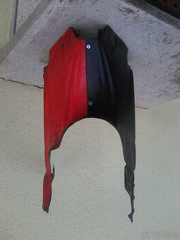 čz 175/450- podsedlové plechy,stojan,brzd.pedál s držákem...