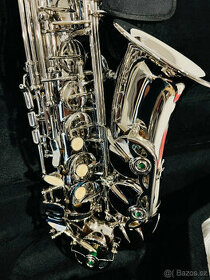 Predám nový Es-Alt saxofón kópia Yamaha strieborný