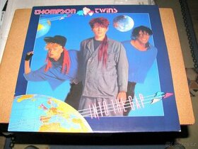 LP - THOMPSON TWINS - INTO THE GAP - ARISTA / 1984 - 1