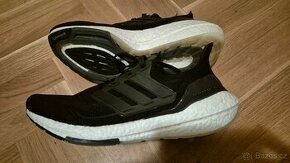 Běžeské boty Adidas Ultraboost 21, vel. 44, zánovní