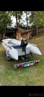 Prodám gumový člun Advanture s motorem a vozíkem