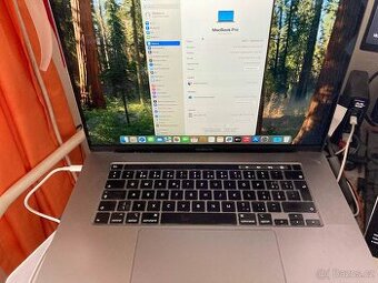 Macbook Pro 15" 2019 / I9 / 32GB / 1TB / Space gray
