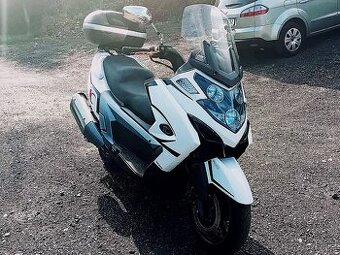 KYMCO MYROAD 700i ABS, SERVISOVANÝ, NOVÉ PNEU,LEDKY