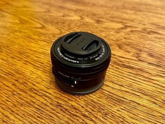 Objektiv Sony E 16-50mm f/3.5-5.6 PZ OSS