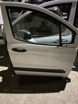 Ford Courier díly