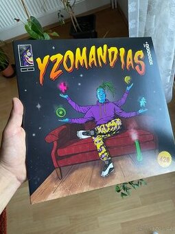 Vinyl YZOMADIAS podepsaný - 1
