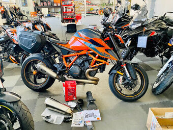 KTM 1290 Super Duke R = SPARK /SOFT /VÝBAVA 50.000