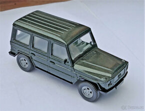 Wiking. Mercedes. Délka cca 3cm. Měřítko 1:87 - 1