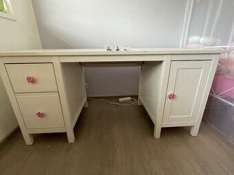 Psací stůl Hemnes