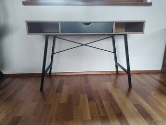 Psací stůl Jysk