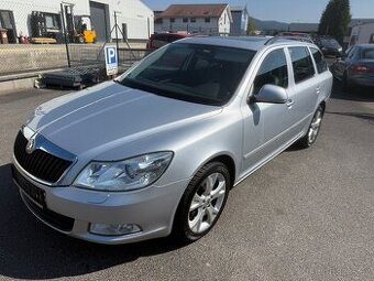 Škoda Octavia 2 kombi 2.0 TDI 103 KW, XENONY, NAVIGACE
