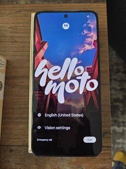 Motorola Enge 50 neo barva pantone  grisaille
