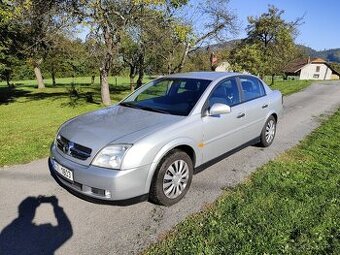 Prodám Opel Vectra C 1.8 16V 90kw , zánovní pneu
