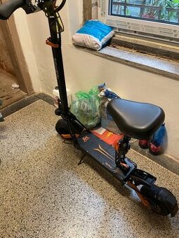 Elektrický scooter Kukirin g2pro