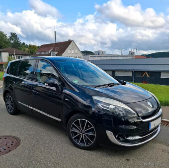 Renault Grand Scenic nafta 96kW 159000km 7míst edice BOSE