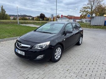Opel Astra 2,0CDTi 118kW, tažné