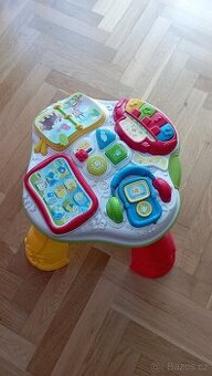 Hrací stolek Clementoni