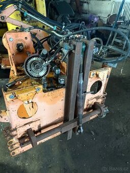 Nádrž na olej do 3 bodu z mulčovače příkopového