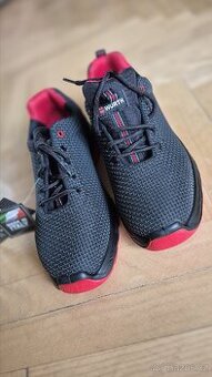 Nová Obuv vel. 42, 43. O1 a  S3 pracovní  modyf