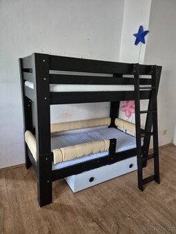 Detska dvoupatrova postel