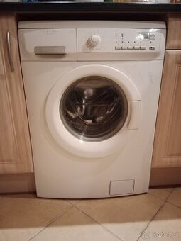 Pračka Electrolux EWF14470W – na náhradní díly / opraváře