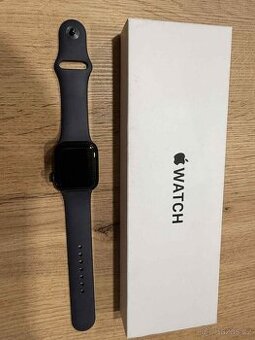 Apple Watch Series 7 40mm Temně inkoustový hliník