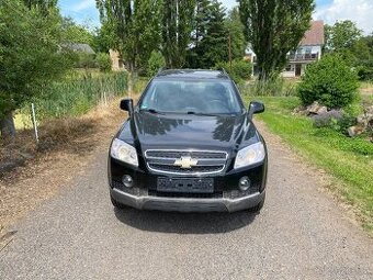 Chevrolet Captiva benzin 2,4- 100kw,rok:8/2006,najeto:135tkm