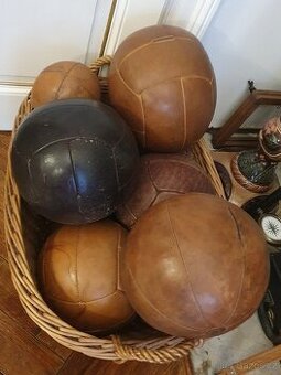 Retro kožený medicimbal