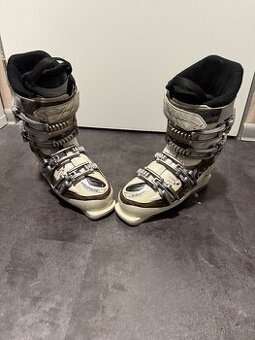 Lyžařské boty Salomon , velikost eur 39