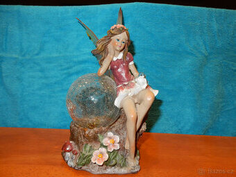 Prodám ruzné figurky atd z pozustalosti..