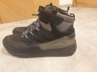 Zimní boty kožené pro kluka zn. LASOCKI vel. 38