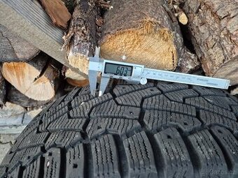 Zimní pneu Pirelli 215 60 R16