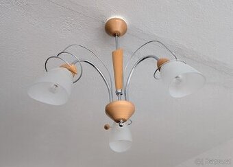 Prodám 2x Lustr tříramený.