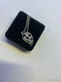 Stribrny retizek s priveskem