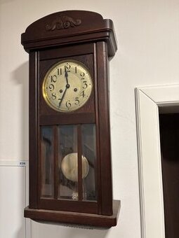 Starožitné nástěnné hodiny r.1910