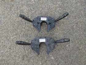 Přepínací páčky pod volant Citroën C4