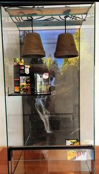 LKompletní nové terárium pro pagekona nebo chameleona s odpo